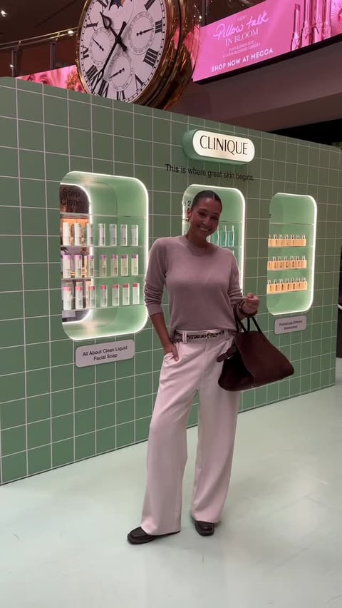 Instagram post by @terrileighjacobs for Clinique. Caption reads: Come with me to the @cliniqueanz popup at....