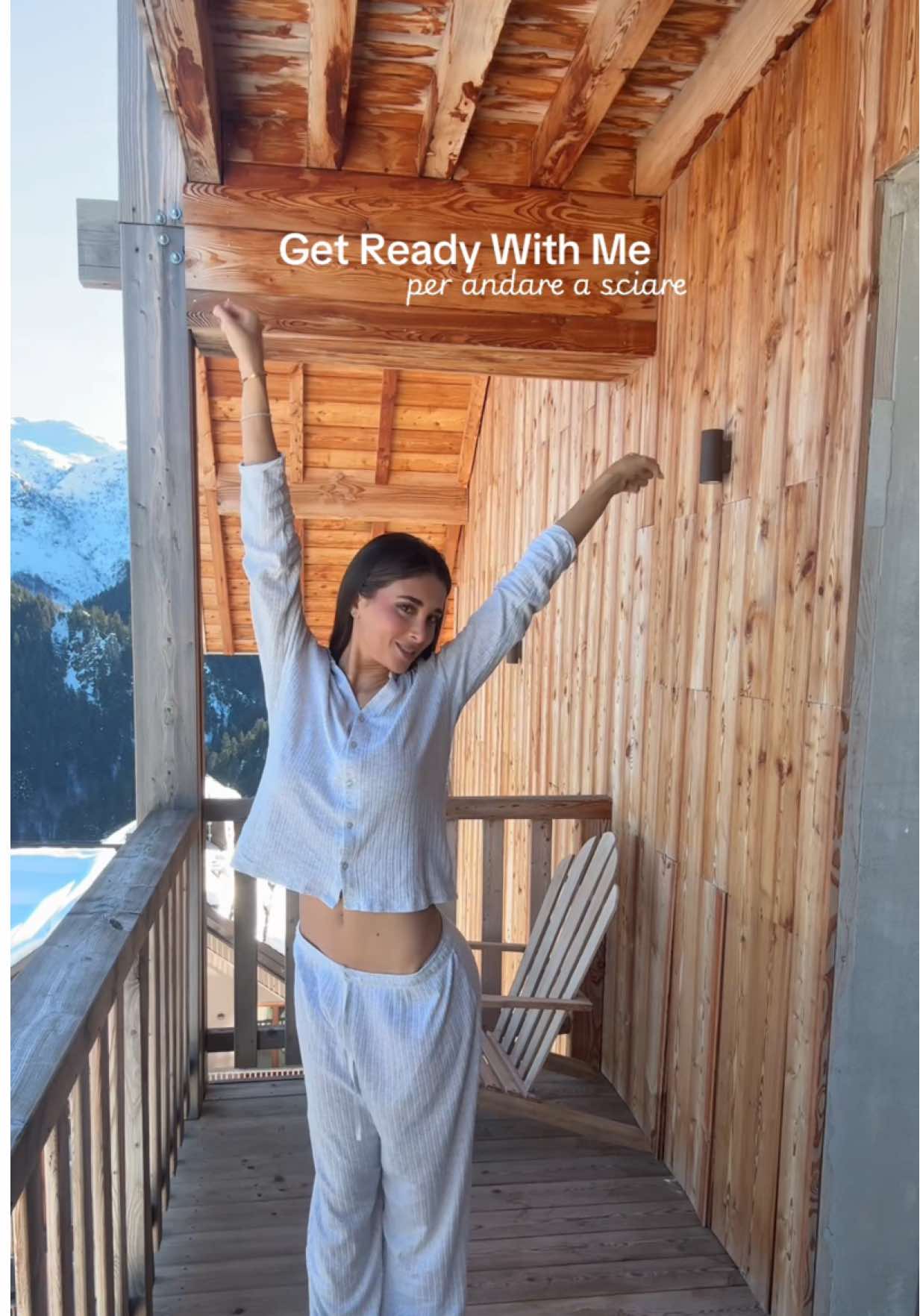 TikTok post by @joridelli for Goldbergh. Caption reads: Get Ready per andare a sciare 🎿 🗻....