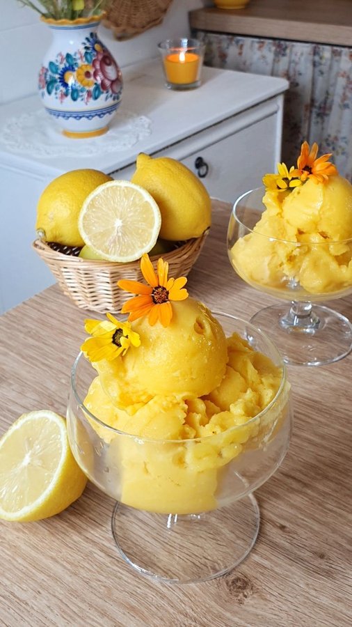 Instagram post by @sibels.recipe for Braun. Caption reads: 🥭🍋Mango Lemon Sorbet🍋🥭 ⬇️Recipe in caption....