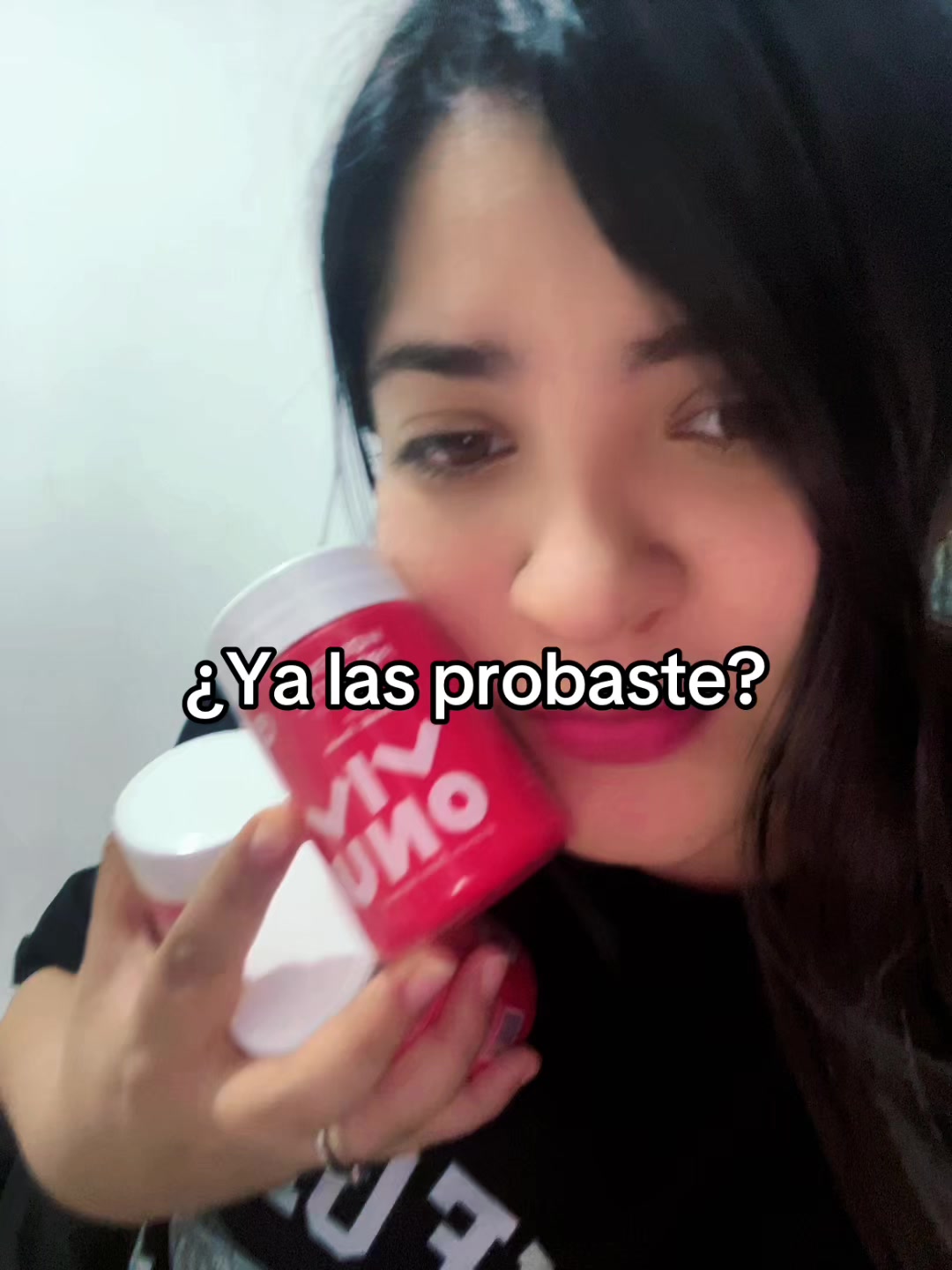 TikTok post by @erikac_rojas for Vivonu. Caption reads: #vivonu #ventaquincenal #probiotics #mujeres [...].