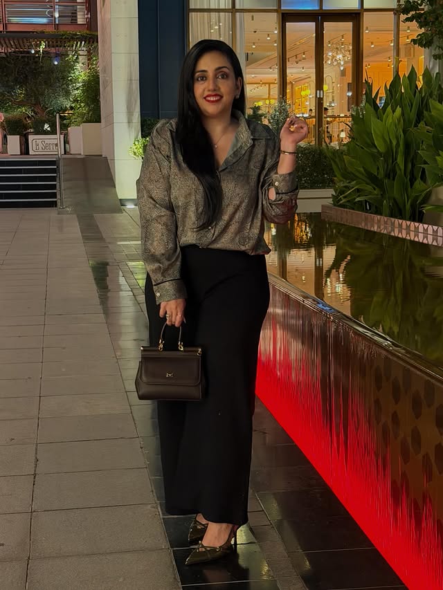 Instagram post by @lavanyavikram_ for Shein. Caption reads: Weekend Hues 💁🏻‍♀️ Beautiful blouse @shein_ar....