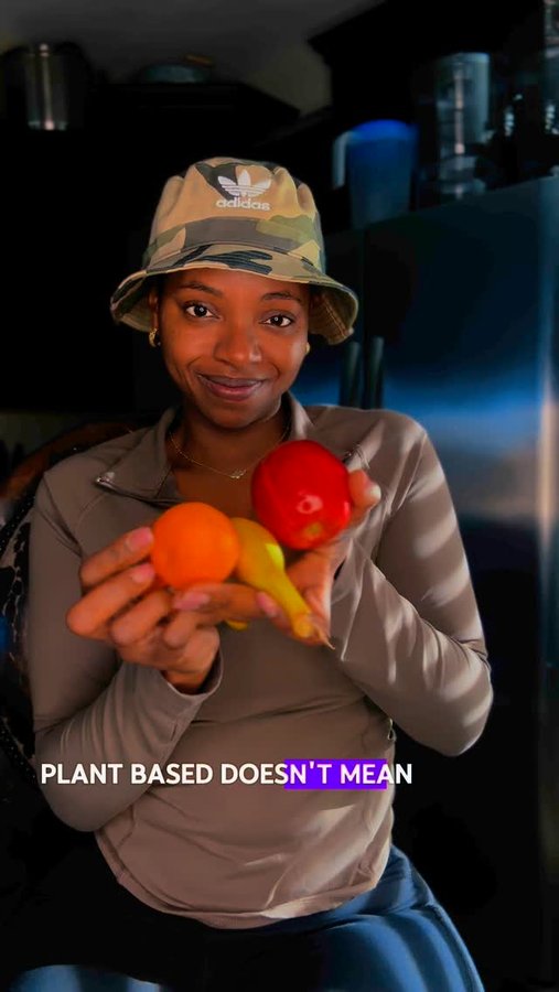 Instagram post by @beedomonique for Purple Carrot. Caption reads: [...] body pain from MS
🌱 🫶🏾 @Purplecarrotxo is....