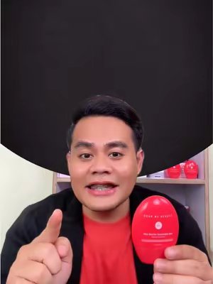 TikTok post by @doknil for Dear Me Beauty. Caption reads: [...] menurunkan risiko kanker kulit. @Dear Me....