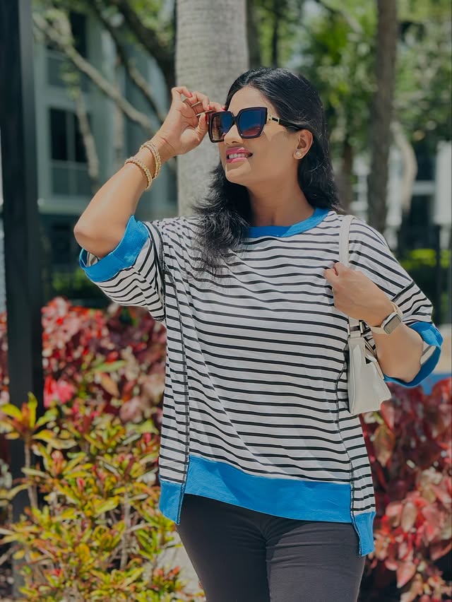 Instagram post by @gauraviiak for Shewin. Caption reads: @shewinofficial 👸💫(ad)1.(Pink)SHEWIN Womens....