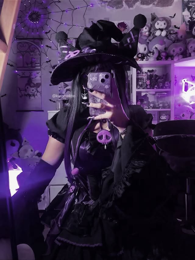Instagram post by @cute.monster for Miccostumes. Caption reads: [...] ⁺‧₊˚ ཐི⋆♱⋆ཋྀ ˚₊‧⁺ Costume gifted....