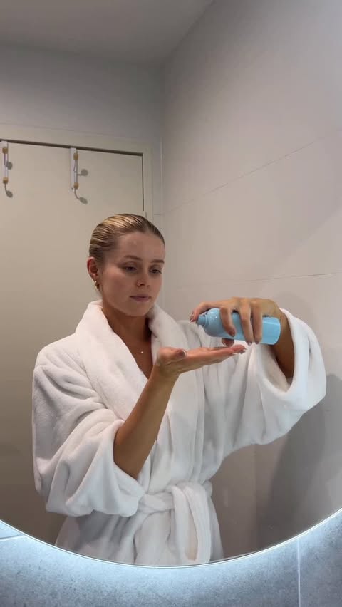 Instagram post by @ella_victoriaa for Woolworths. Caption reads: PSA: @bubble skincare is now at Woolworths 🫧✨🤍....