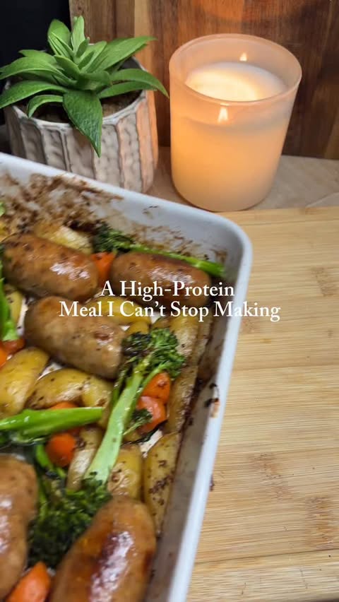 Instagram post by @ky.fitjourney for MuscleFood.com. Caption reads: Honey Mustard Sausage & Veggie Tray Bake ✨🥕🥔....