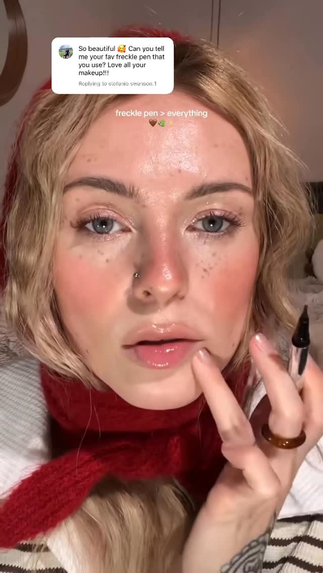 Instagram post by @lana_thegraves for Sacheu. Caption reads: Thank you xx currently I’m using the one from....