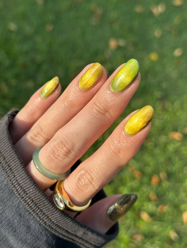 Instagram post by @natttynails for Caitlyn Minimalist. Caption reads: Taking a short intermission from purples to share....