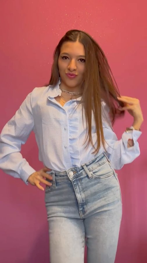 Instagram post by @matildefiumalbi_ for Beachsissi. Caption reads: Blouse by @beachsissi 👚.