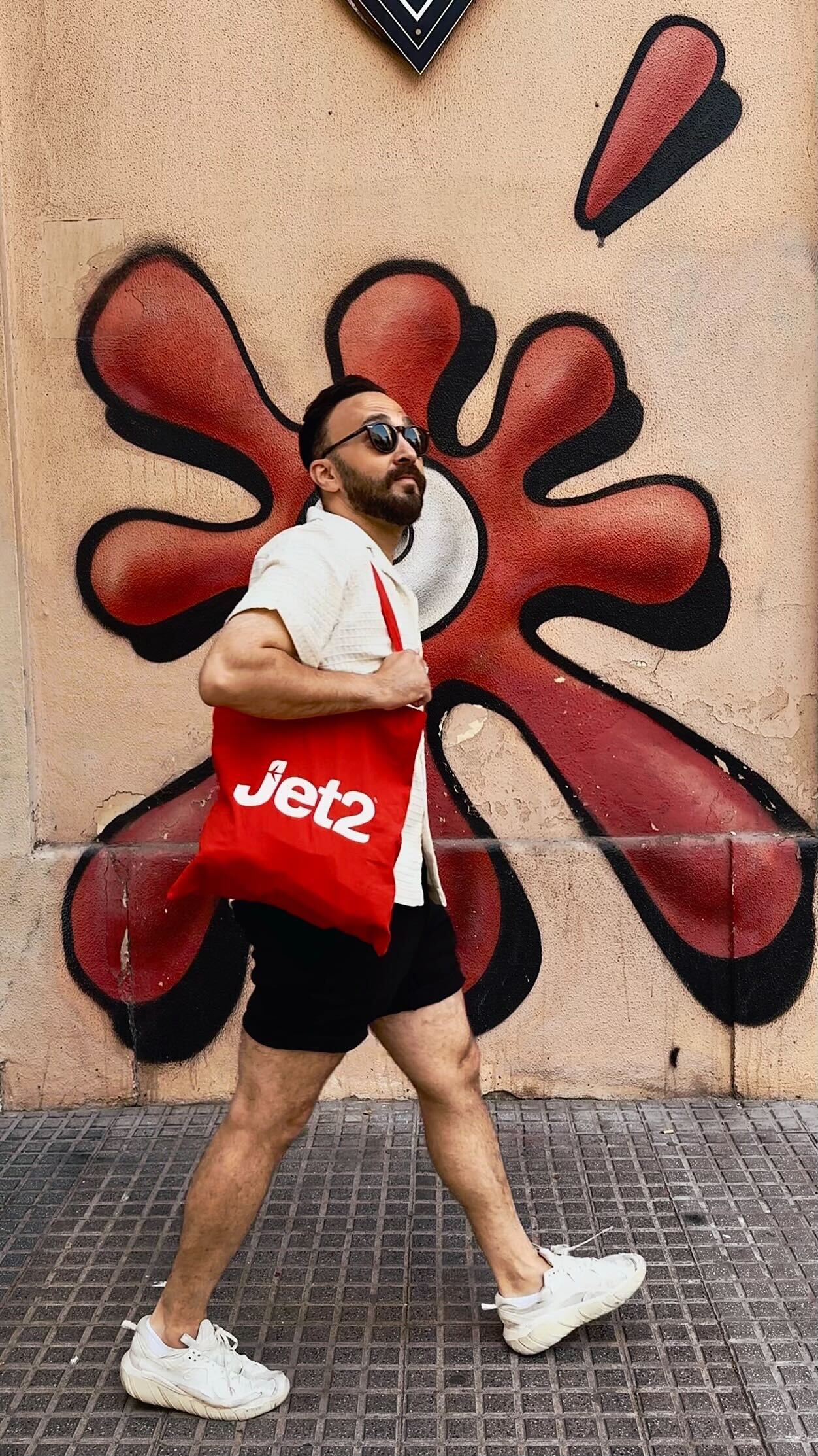 Instagram post by @homamino for Jet2. Caption reads: 🇪🇸Want to Jet Like A Local? ✈️
From local gems....