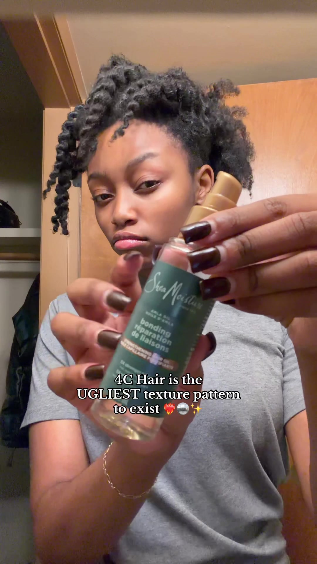 TikTok post by @krazy4e2 for Sheamoisture. Caption reads: [...] hairstyles :))  #4chair #washday #relatable ....