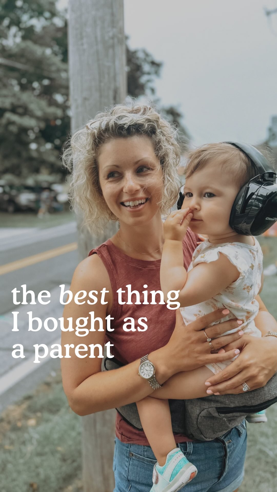 Instagram post by @eatplaysay for Tushbaby. Caption reads: 😍 Type “TUSH” for my exclusive discount link to....