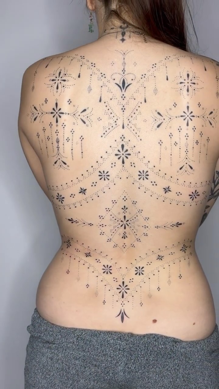 Instagram post by @indigoforevertattoos for Tattoodo. Caption reads: [...] piece with @indigoforevertattoos on Tattoodo....