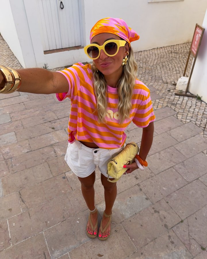 Instagram post by @sarahtey_ for Promod. Caption reads: [...] summer always in color w/ @promod 
-10% code....