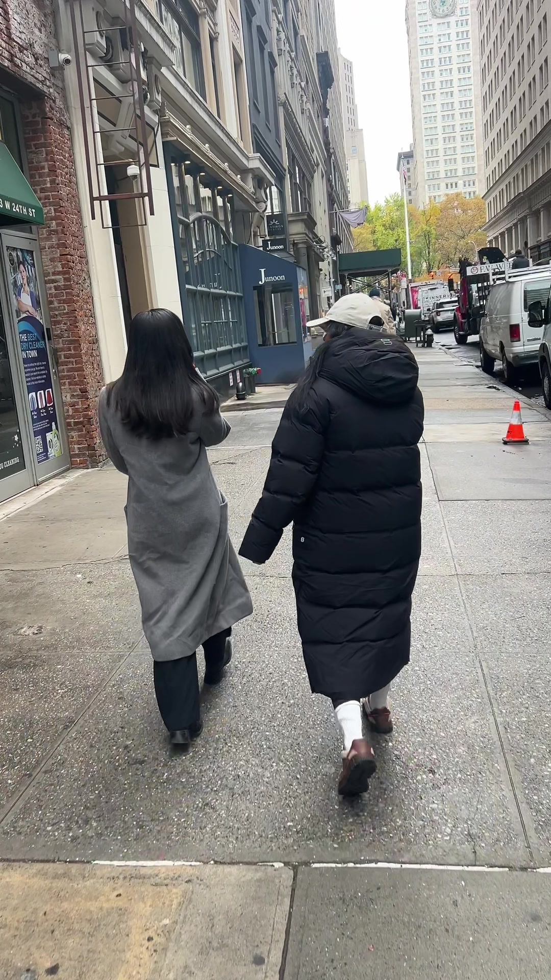 TikTok post by @jovkhann for Cash App. Caption reads: Streets pool @Cash App pool requests #ad....