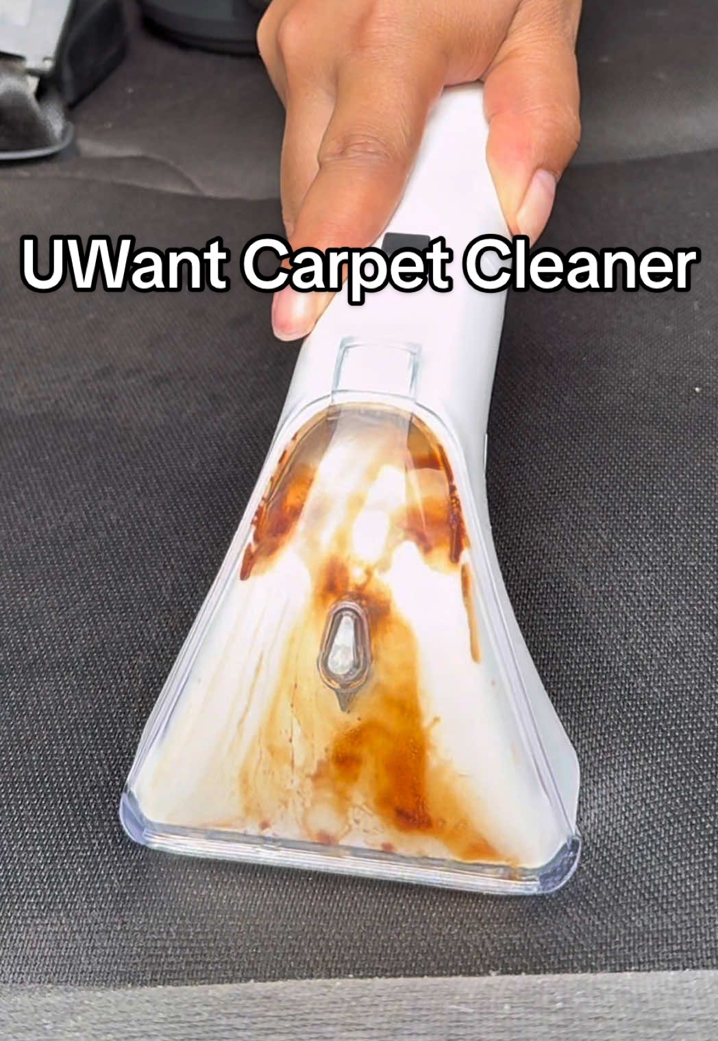 TikTok post by @starssss_95 for Uwant Clean. Caption reads: @Uwant Clean #uwant #uwantvacuum #uwantb300pro....
