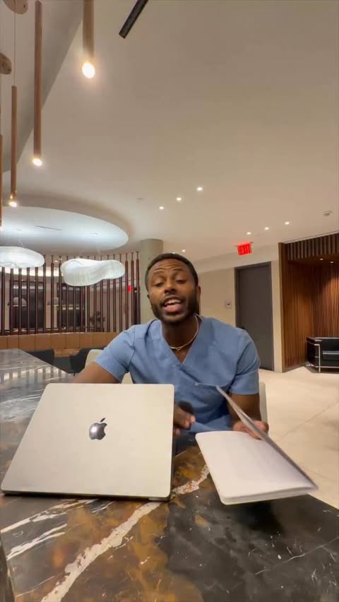 Instagram post by @bonsanemera for Indeed. Caption reads: 3 job criteria that matter more than salary....