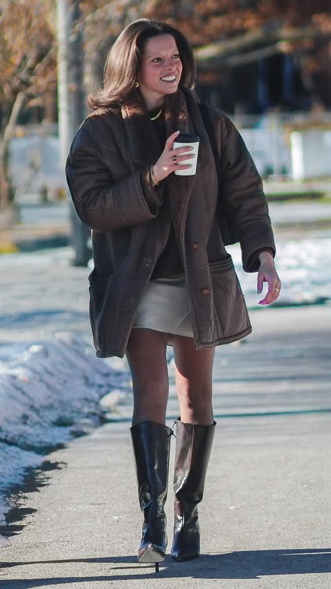 Instagram post by @fittedtoronto for Mejuri. Caption reads: [...] completes the look. Toronto styled in....