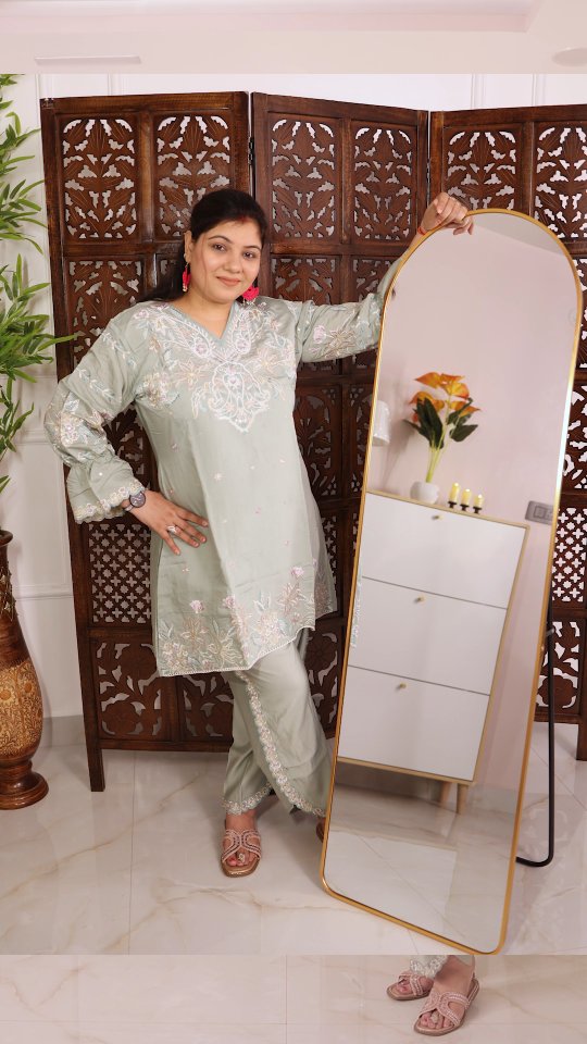 Instagram post by @kritikasingh129 for The Artment. Caption reads: Reflecting elegance in every angle ✨
The Artment....