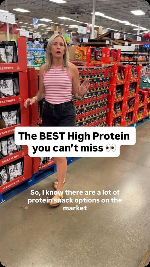 Instagram post by @meganepauly for Jack Link's. Caption reads: [...] I’ll send you the link to grab them.....