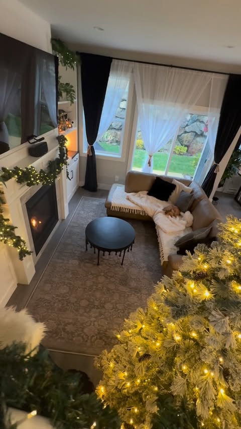 Instagram post by @thatgirl.nataliabae for Tumble Circus. Caption reads: Before the ornaments… before the garlands… it all....