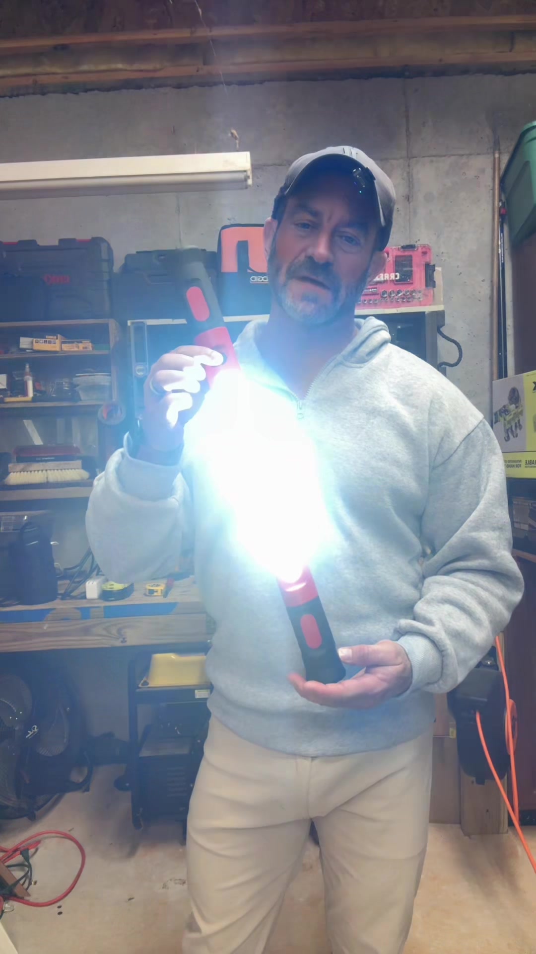 TikTok post by @leehill_pianomusic for BougeRV. Caption reads: [...] #diy #worklight #homeprojects #fyp @BougeRV....