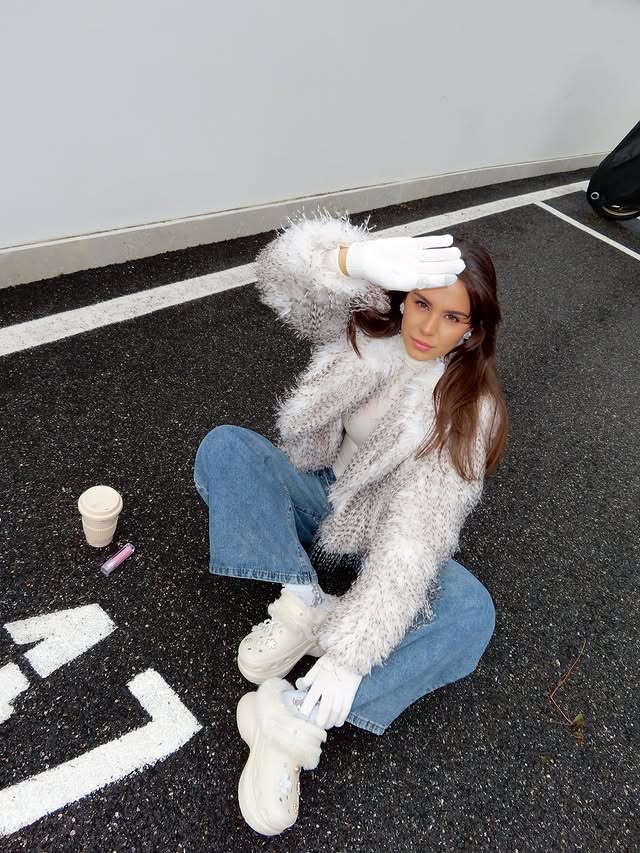 Instagram post by @bennusa_ for Crocs. Caption reads: Cold days, warm vibes! With my new Bae Lined Clog....