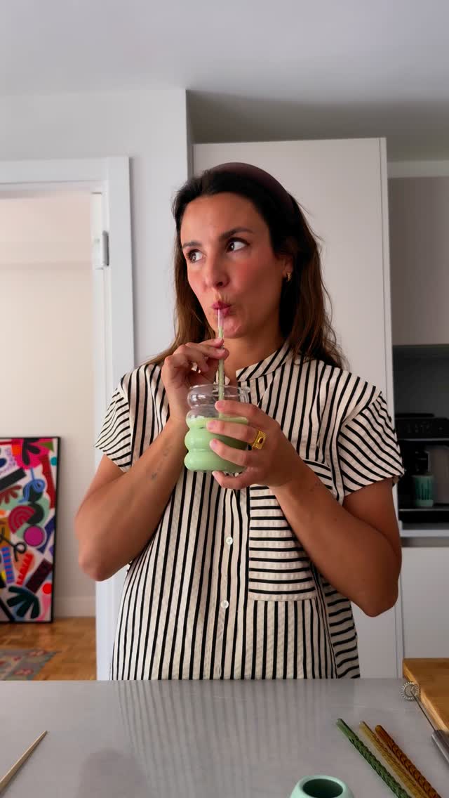 Instagram post by @mpombor for Amazon Prime. Caption reads: Matcha en vena, por favor y gracias🍵🫰🏼
Todo el....