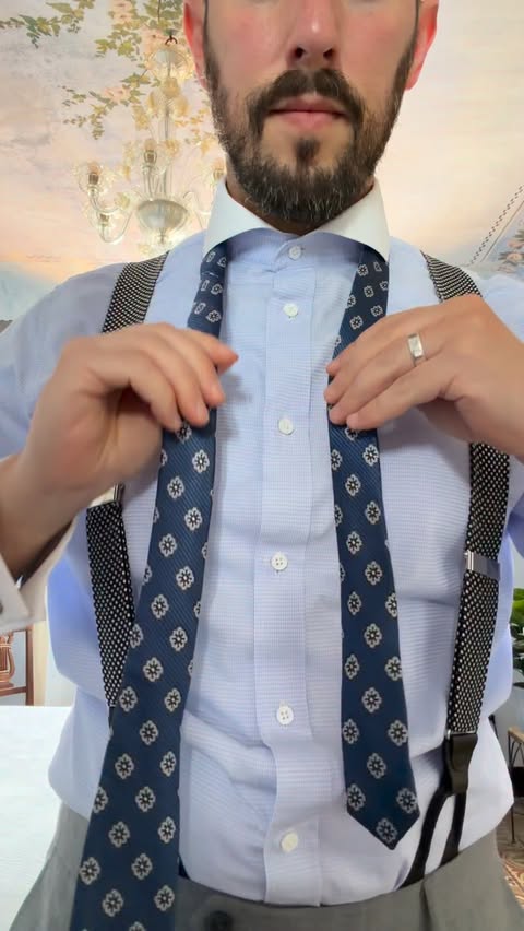 Instagram post by @renato_amburgo for OTAA. Caption reads: Simple tieknot with @otaa tie Shirt by....