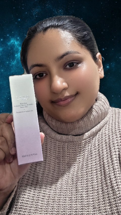 Instagram post by @lareinevlogs for YesStyle. Caption reads: Instant Glow Anytime with Haruharu Wonder....