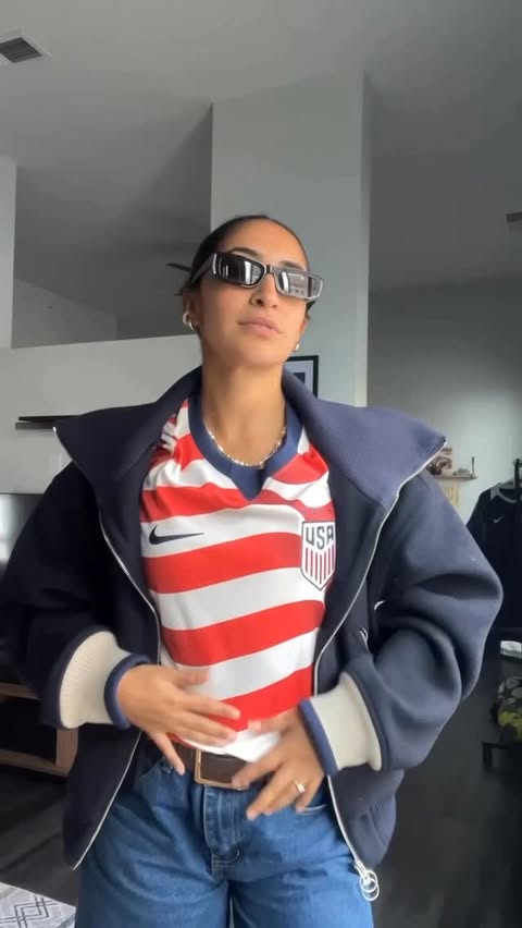 Instagram post by @pau.quintero4 for Champs Sports. Caption reads: [...] 👀⚽🔥 I can’t wait to see you at....