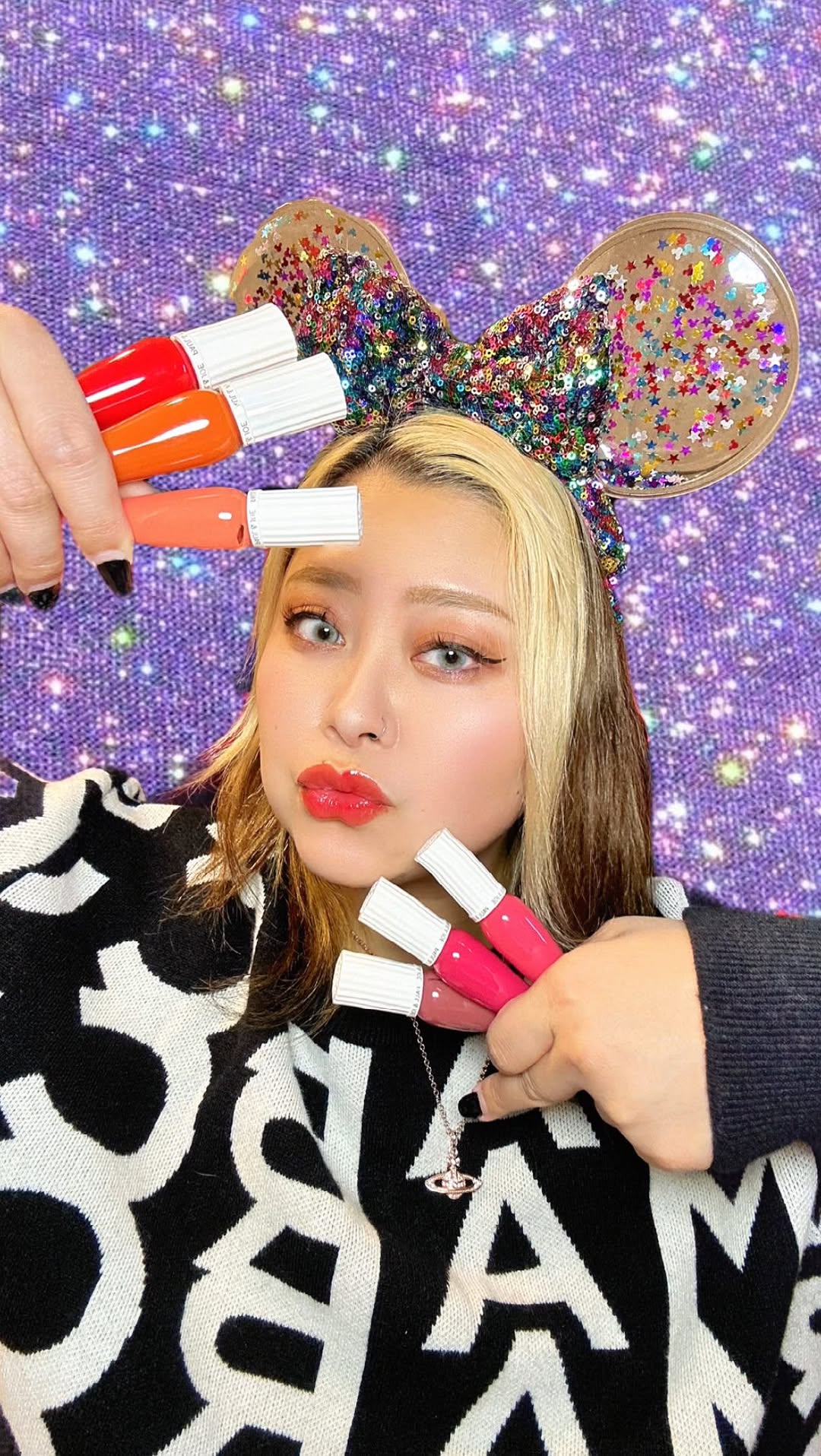 Instagram post by @shell_dayo for PAUL & JOE BEAUTE. Caption reads: PAUL & JOE(@paulandjoe_beaute)から、グロッシー....