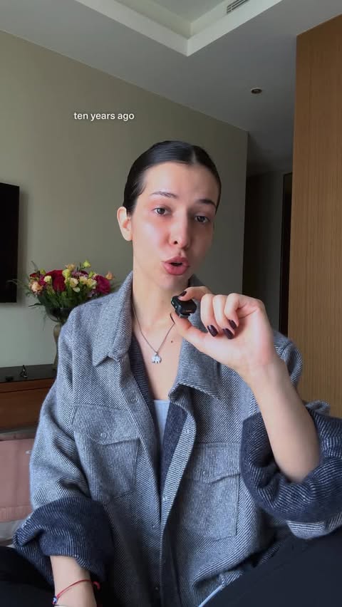 Instagram post by @aliyevaal for Revolut. Caption reads: [...] money and my American dream
 
Comment....