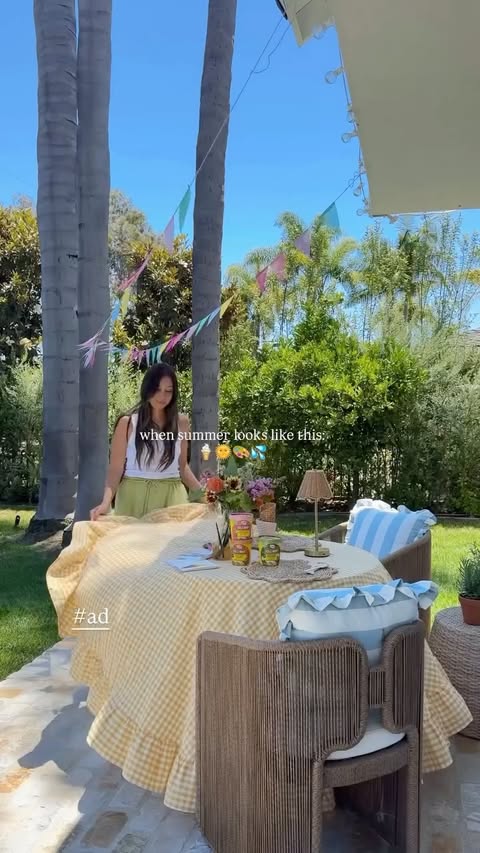 Instagram post by @debtrette for Dole Packaged Foods. Caption reads: front porch porch summer hangs with @dolesunshine....