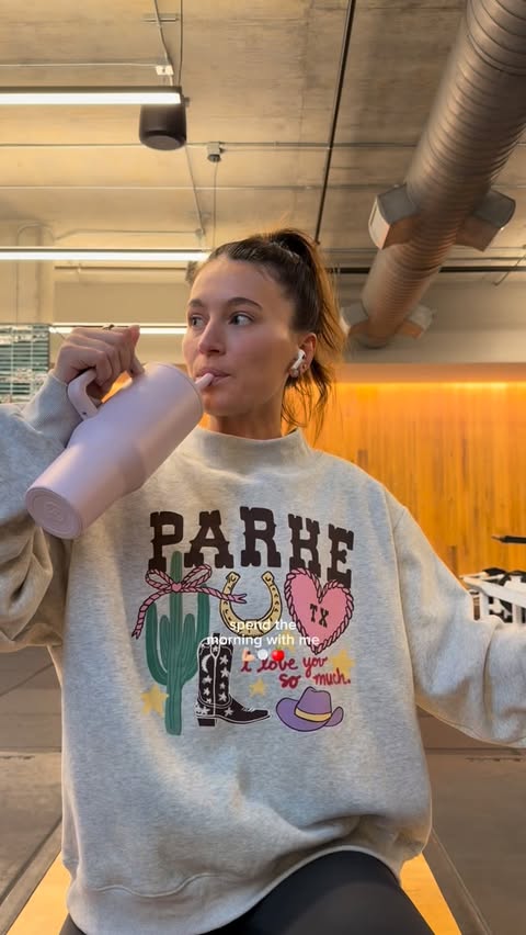 Instagram post by @nicolemwinter_ for Oikos. Caption reads: #ad Spend the morning with me!! 💪🏼 🍽🍎 always a....