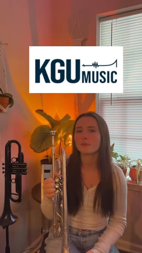 Instagram post by @juliaalyssa_ for Kgumusic. Caption reads: #ad Thank you @kgumusic love these!🎺.