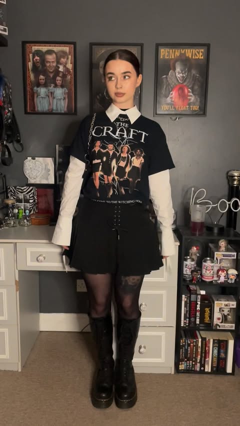 Instagram post by @ariana_magee for TruffleShuffle. Caption reads: [...] to show you my new tshirt from....