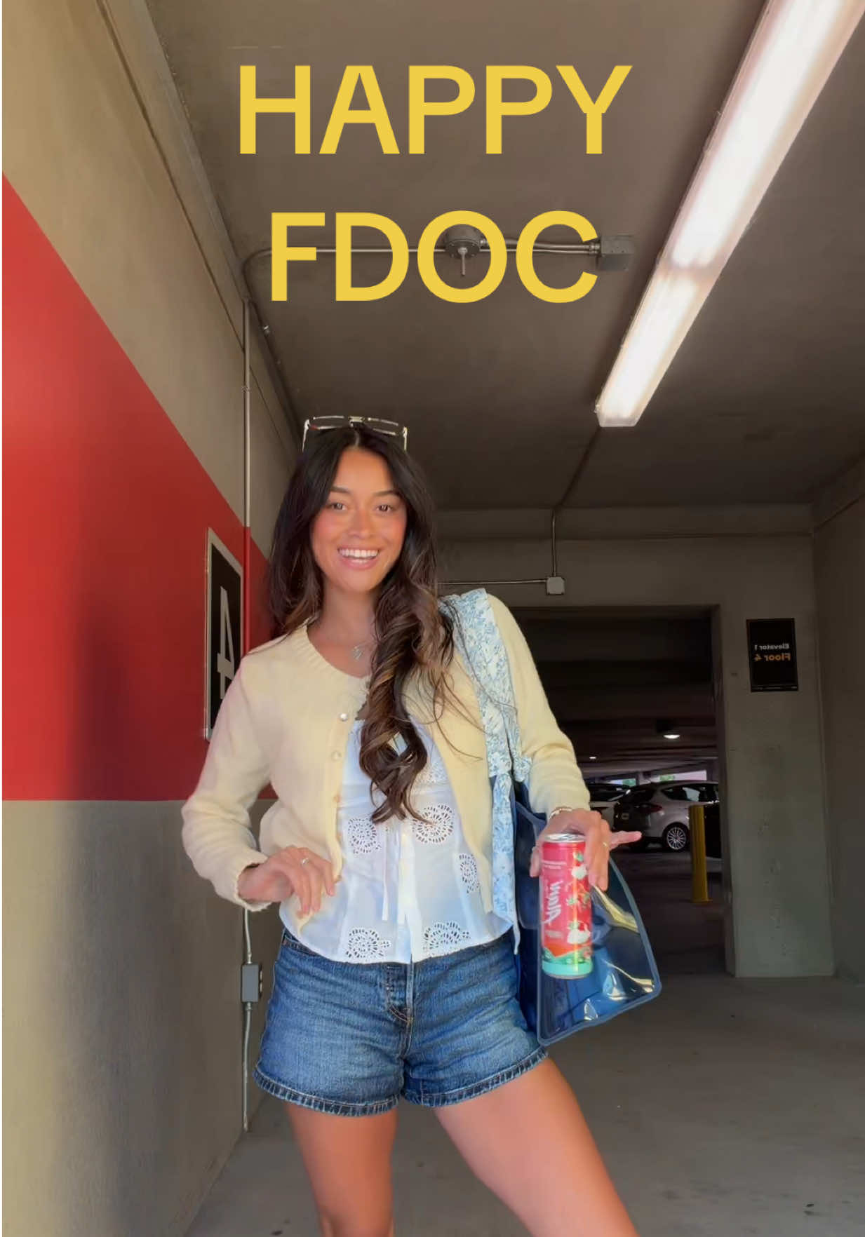 TikTok post by @jaidencornista for Case-Mate. Caption reads: [...] to the FDOC!! 🥂 using my favorite bag....