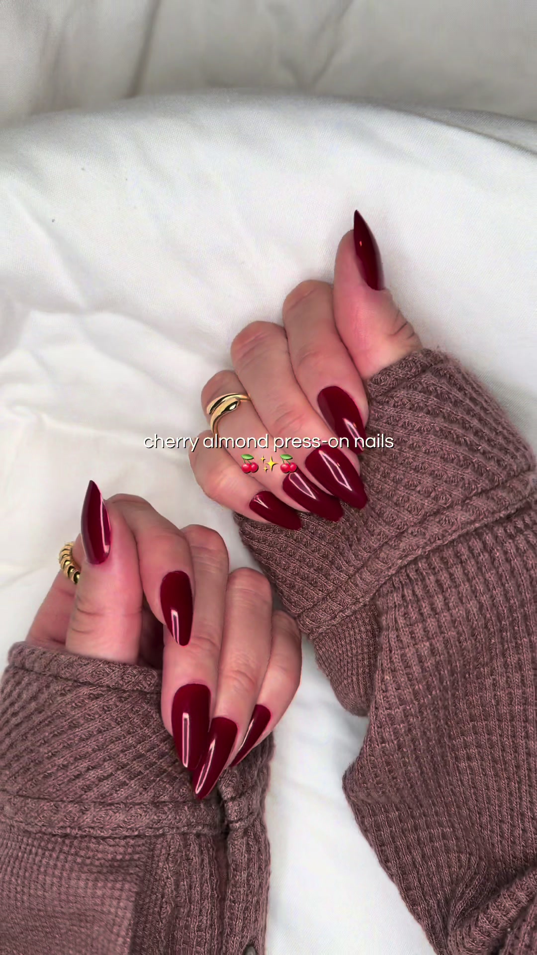 TikTok post by @shopfindsbyrosie for Nailboo. Caption reads: [...] #nailsoftiktok #tiktokshopfinds @Nailboo.