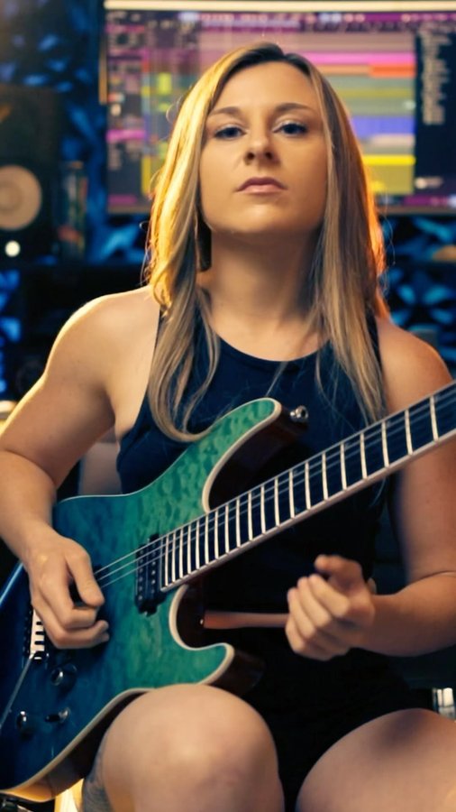 Instagram post by @alyssaj.day for MixWave. Caption reads: Had to make more heavies with this new @mixwave....