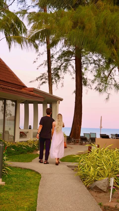 Instagram post by @tayandtreytravel for Best Western. Caption reads: [...] spent a few really relaxing days at Best....