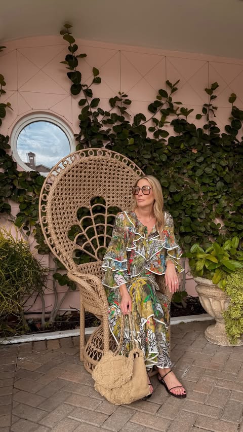 Instagram post by @lisaspollock for Apple TV. Caption reads: Spent the day inside Palm Royale at The Colony....