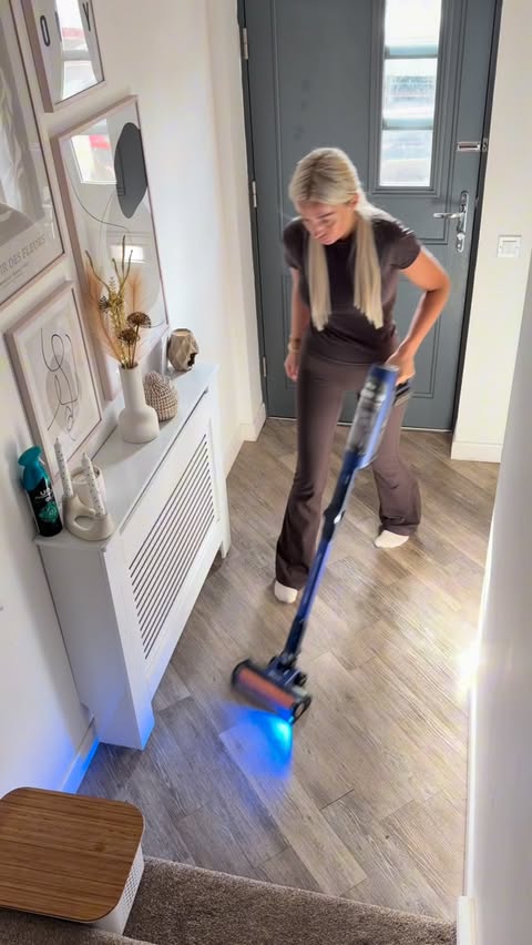 Instagram post by @cleanwith_kayleigh for Asevi. Caption reads: your sign to clean one area & ignore the rest of....