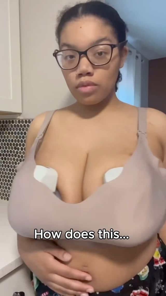 Instagram post by an influencer for KeaBabies. Caption reads: Use my code Dezzybaby10 on KeaBabies website for a....