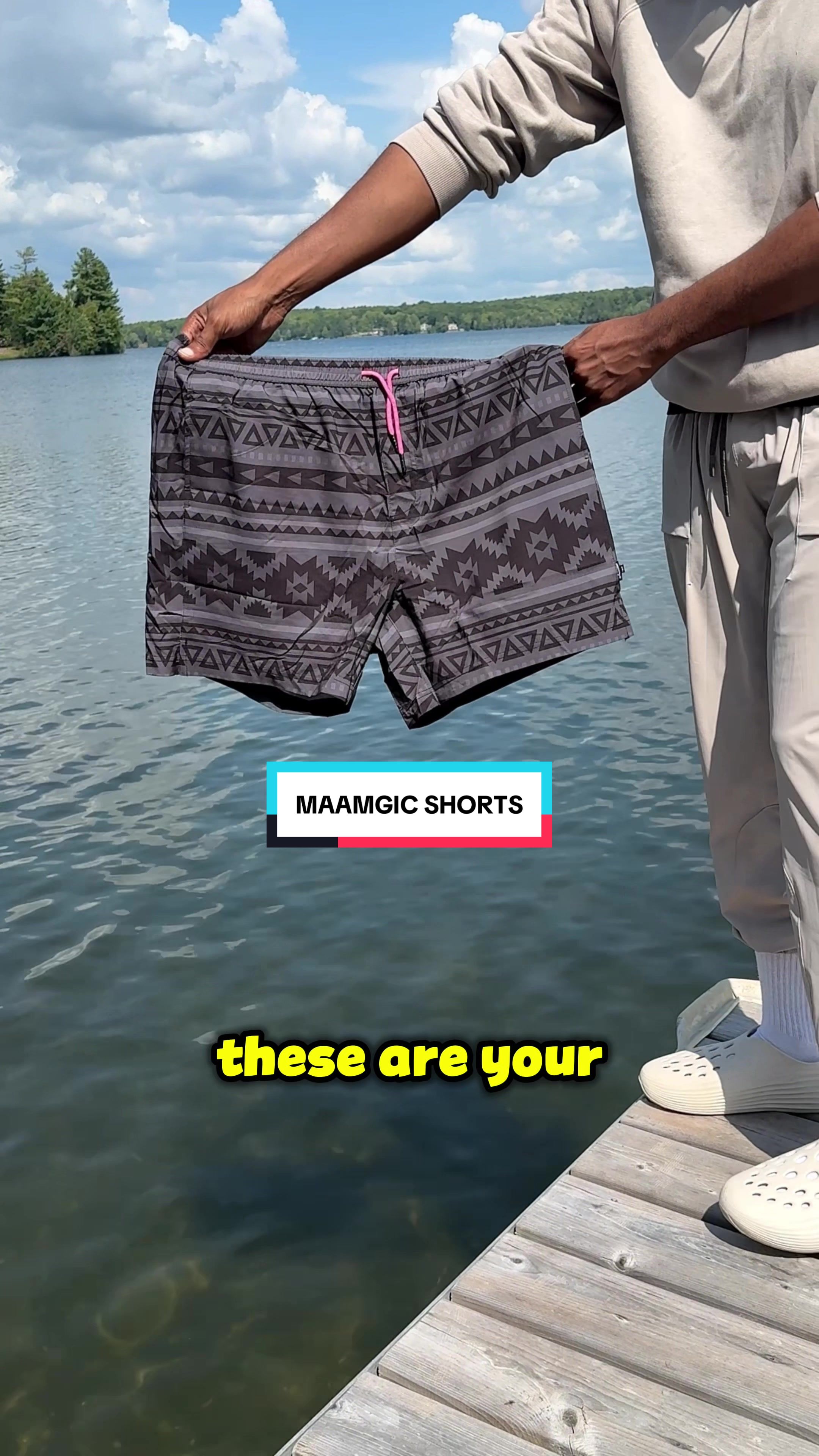 TikTok post by @itzzchicago for Maamgic. Caption reads: [...] yeaaaa but they hit different!💥🤯🤯....