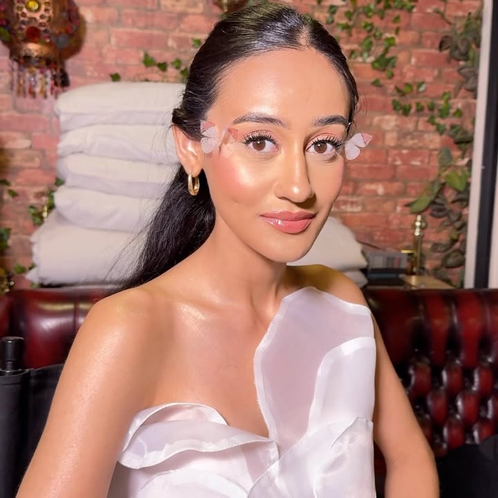 Instagram post by @alishasartistry_ for HNB Cosmetics. Caption reads: Skincare is the best makeup - when the skin is....