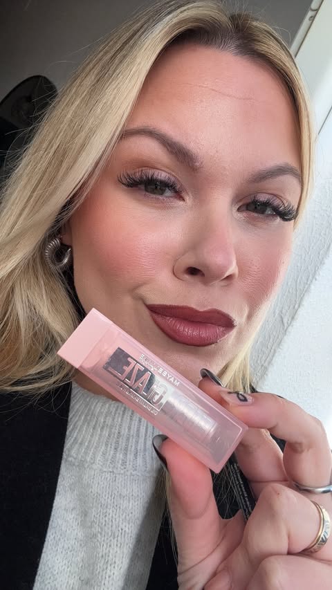 Instagram post by @rociosoriano91 for Catrice Cosmetics. Caption reads: Lip Combo 💕Preferido💕 Publi/Regalo Bálsamo....