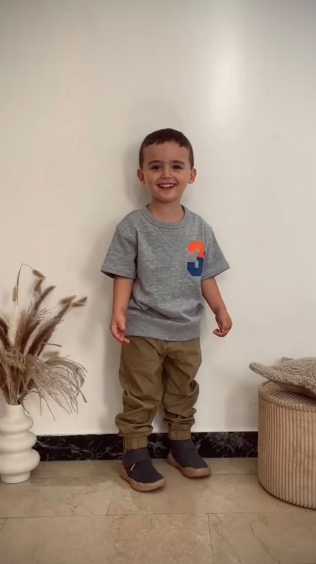 Instagram post by @silenziofiorito for UIN Footwear. Caption reads: Don’t get mad, get new shoes!!
I’ve got mine from....