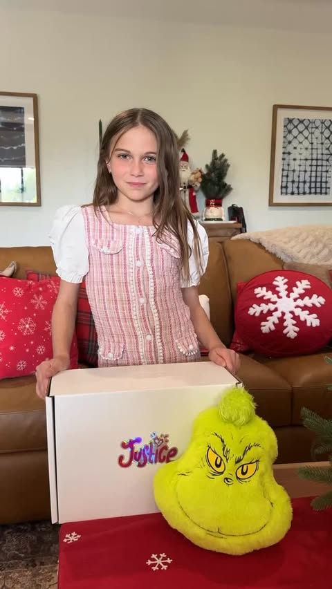 Instagram post by an influencer for Justice. Caption reads: [...] coziest holiday surprise from @justice 🎄✨....